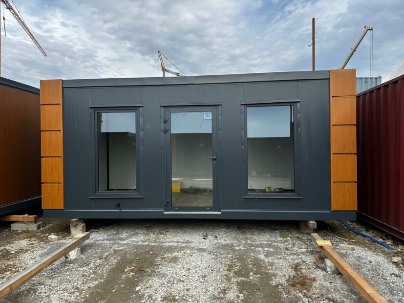 KONTENER PAWILON HANDLOWY 3x6 OPEN SPACE - MobilneKontenery.pl